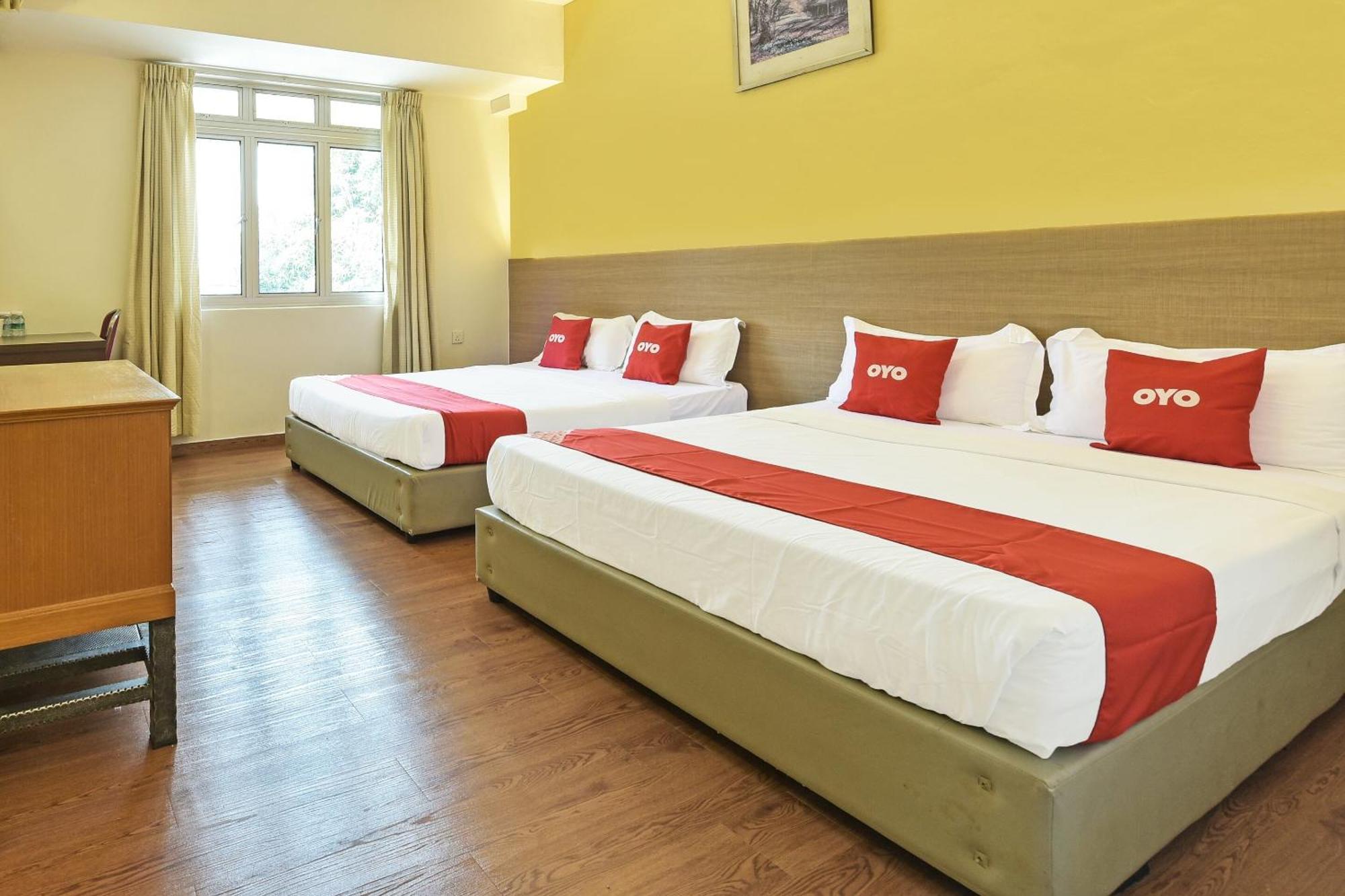 Super Oyo 44036 Hotel De Perdana Hill Batu Pahat Ngoại thất bức ảnh