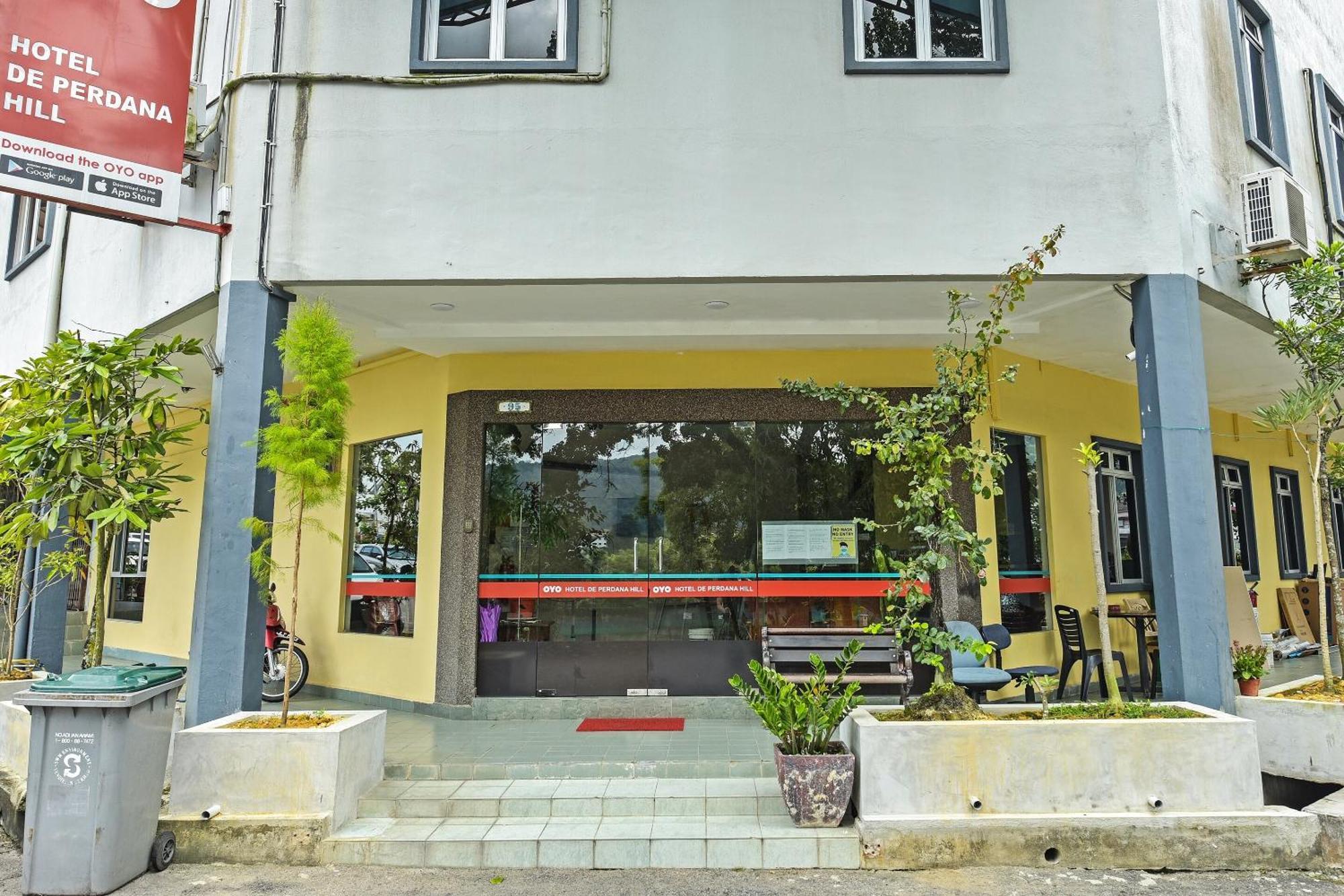 Super Oyo 44036 Hotel De Perdana Hill Batu Pahat Ngoại thất bức ảnh
